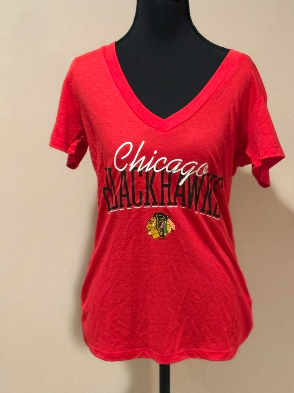 NHL Chicago Blackhawks Red V-Neck Women's Tee